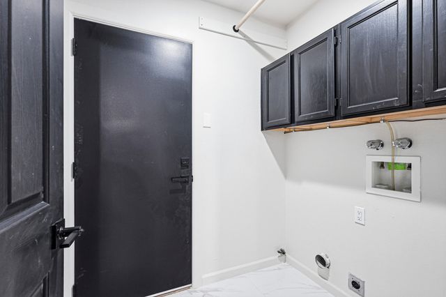 8116 Corte De Aguila NW, Albuquerque, NM 87120