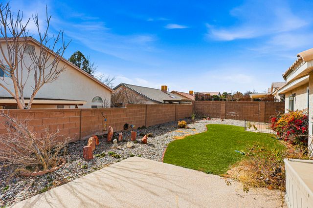 8116 Corte De Aguila NW, Albuquerque, NM 87120