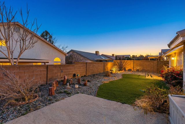 8116 Corte De Aguila NW, Albuquerque, NM 87120