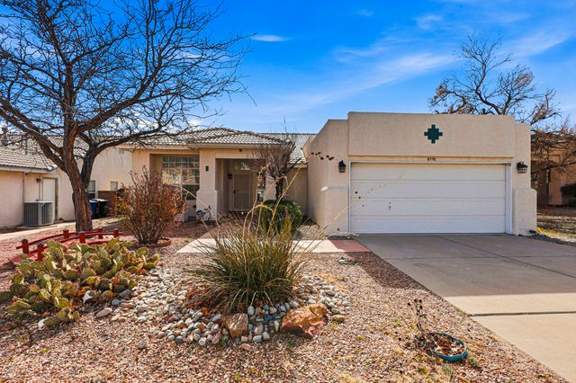 8116 Corte De Aguila NW, Albuquerque, NM 87120