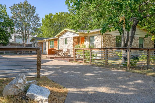 1705 E 14th ST B, Austin, TX 78702