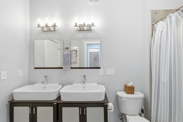 1706 18th Ave S Ste 205, Nashville, TN 37212