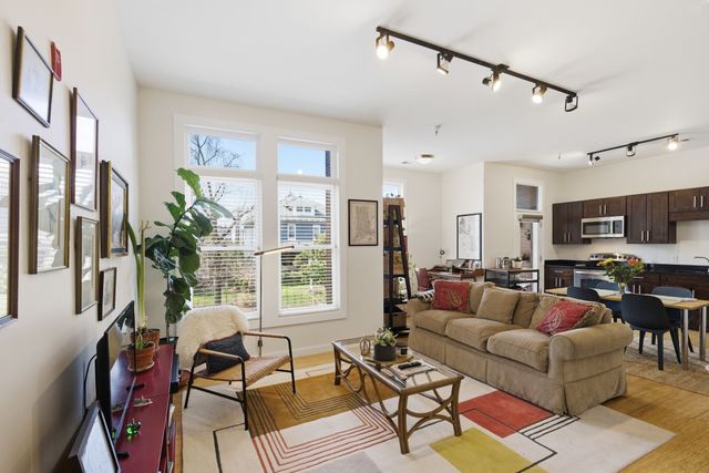 1706 18th Ave S Ste 205, Nashville, TN 37212