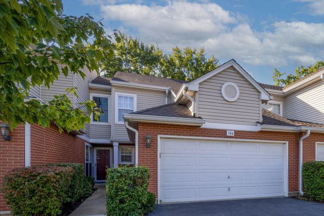 746 Old Checker Road, Buffalo Grove, IL 60089
