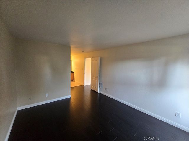 1345 Cabrillo Park Drive E01, Santa Ana, CA 92701