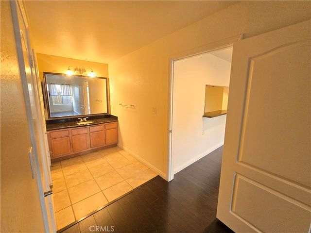 1345 Cabrillo Park Drive E01, Santa Ana, CA 92701