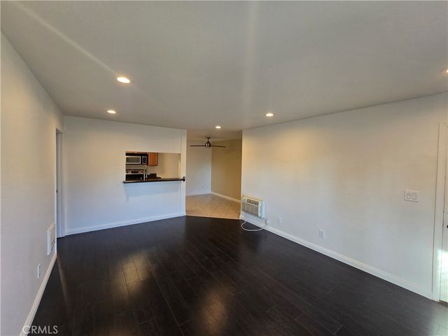 1345 Cabrillo Park Drive E01, Santa Ana, CA 92701