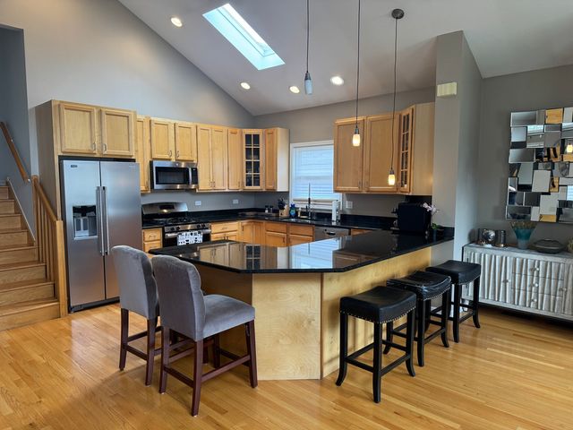 4332 Rutherford Avenue, Harwood Heights, IL 60706