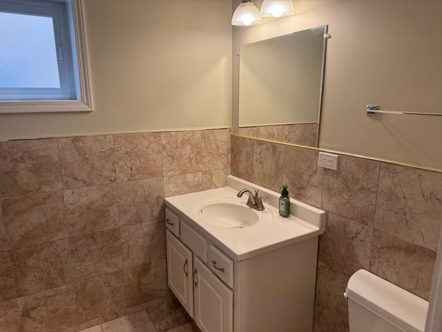 4332 Rutherford Avenue, Harwood Heights, IL 60706