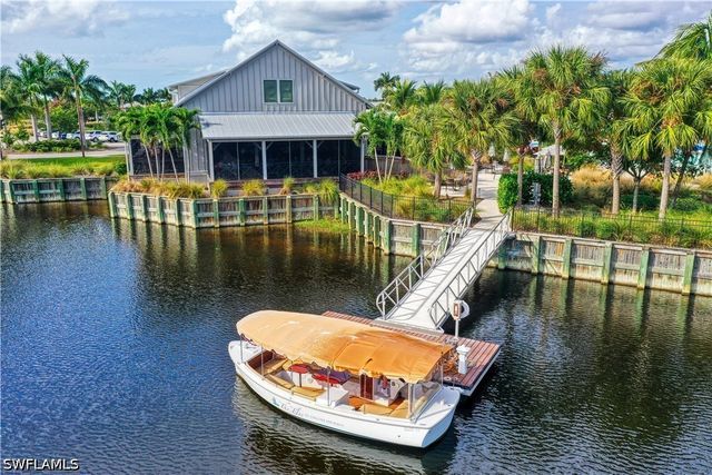 6385 Arriba AVE, Naples, FL 34113