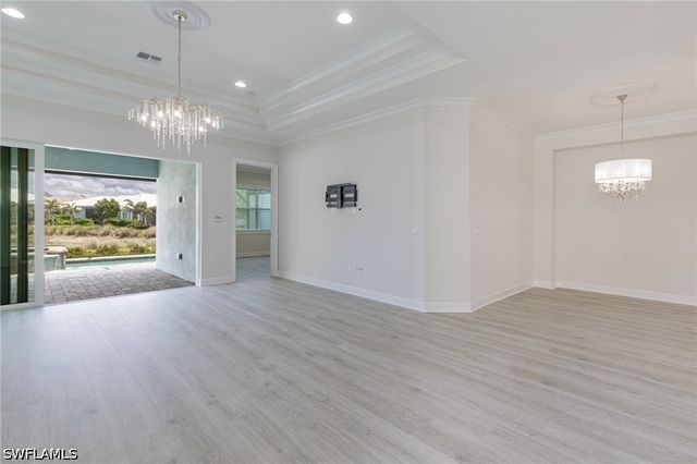 6385 Arriba AVE, Naples, FL 34113