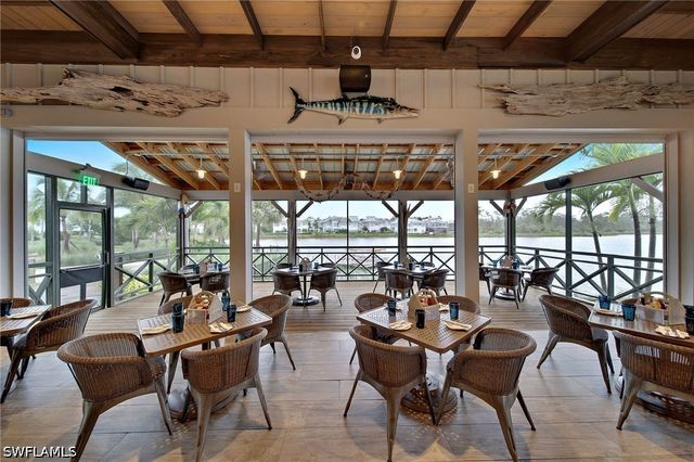 6385 Arriba AVE, Naples, FL 34113