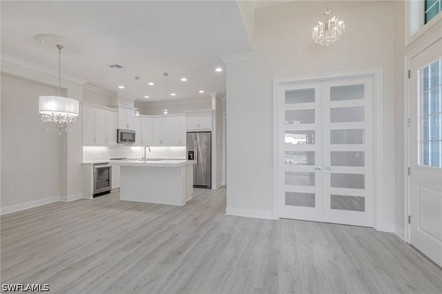 6385 Arriba AVE, Naples, FL 34113