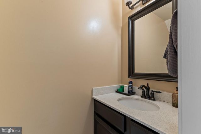 5797 ROCKCLIFF LN, Woodbridge, VA 22193