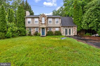 5797 ROCKCLIFF LN, Woodbridge, VA 22193