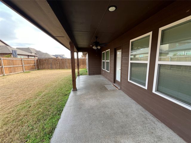 706 Tippit Lane, Greenville, TX 75402