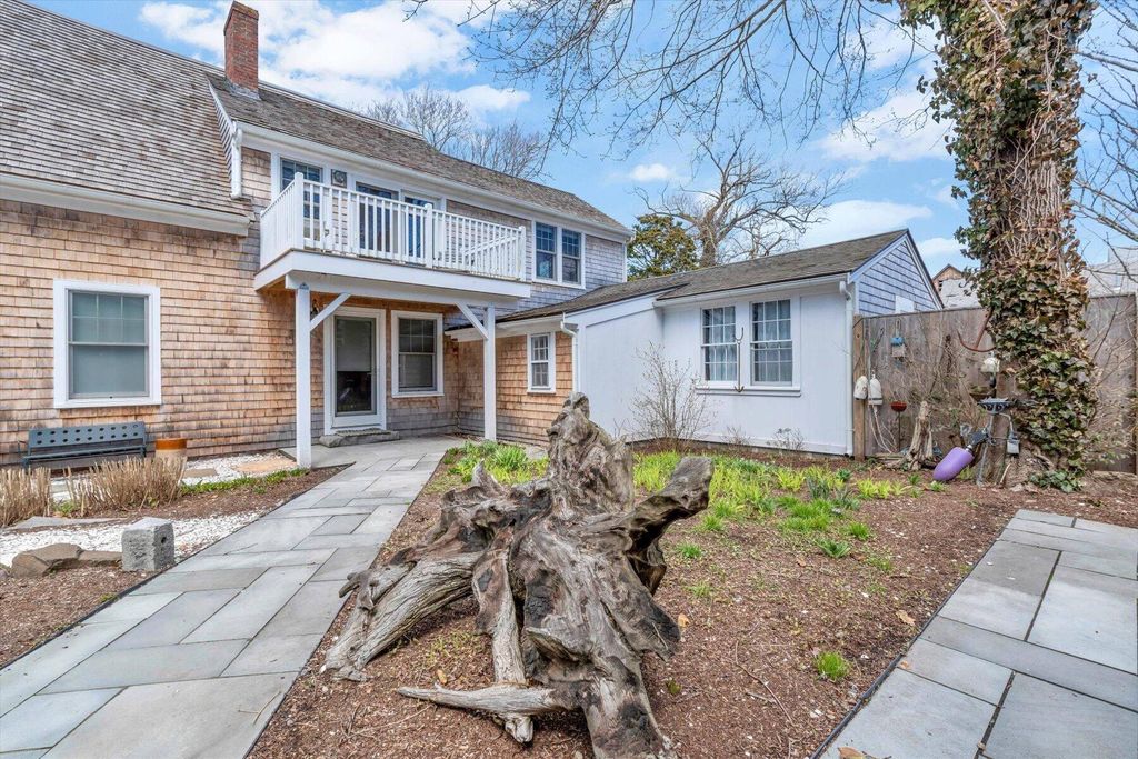 5 Kiley Court 1, Provincetown, MA 02657