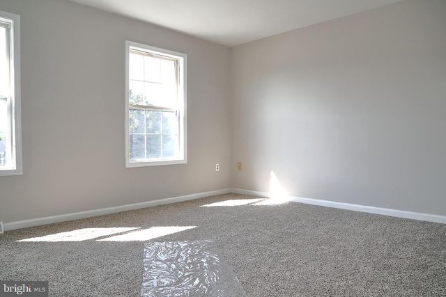 142 CHELMSFORD DR, Marietta, PA 17547