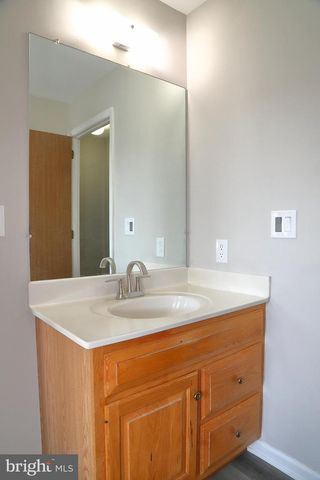 142 CHELMSFORD DR, Marietta, PA 17547