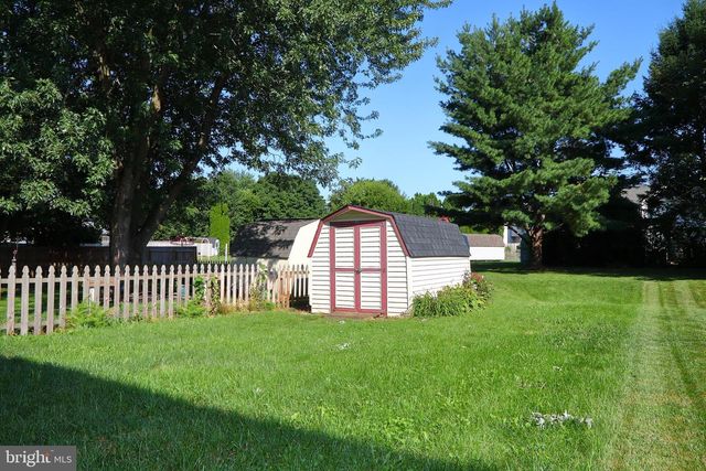 142 CHELMSFORD DR, Marietta, PA 17547