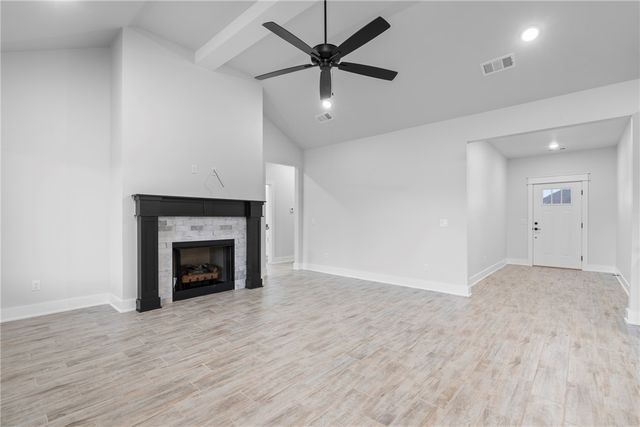 108 N Panther Avenue, Farmington, AR 72730