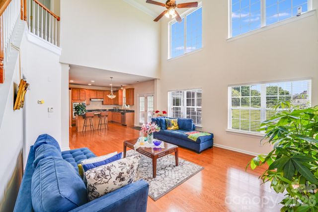 6227 Castlecove Road, Charlotte, NC 28278