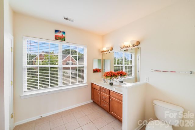 6227 Castlecove Road, Charlotte, NC 28278