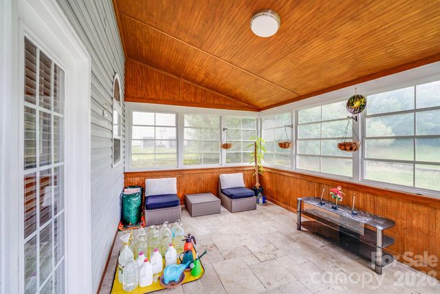 6227 Castlecove Road, Charlotte, NC 28278