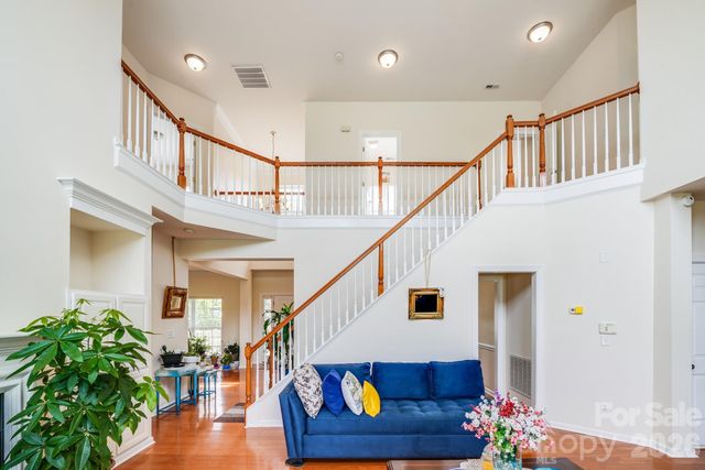 6227 Castlecove Road, Charlotte, NC 28278