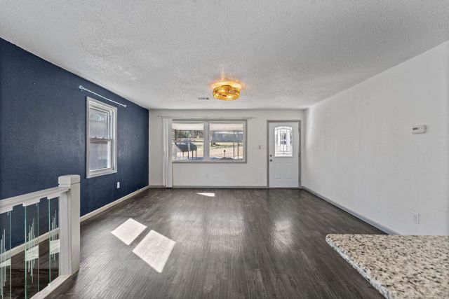 2200 Chatfield Road, Benton, AR 72015