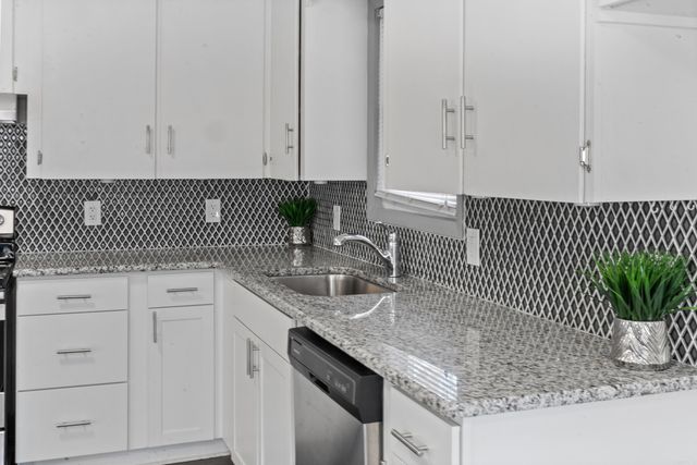 2200 Chatfield Road, Benton, AR 72015