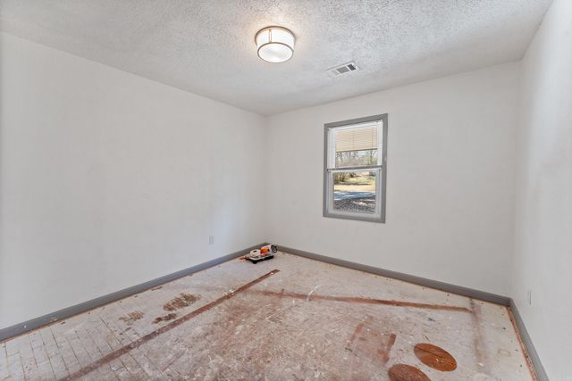 2200 Chatfield Road, Benton, AR 72015