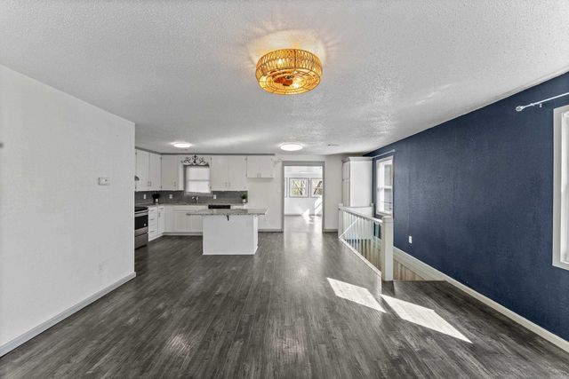 2200 Chatfield Road, Benton, AR 72015