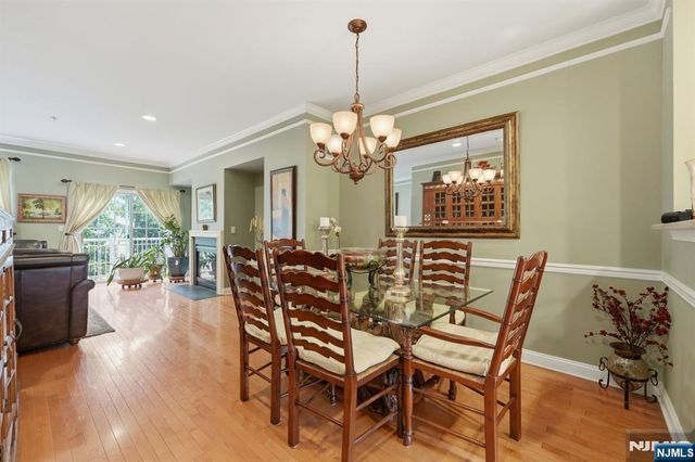 95 Osprey Court, Secaucus, NJ 07094