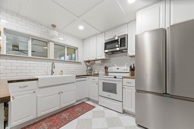 1239 N Kokomo Ave, Derby, KS 67037