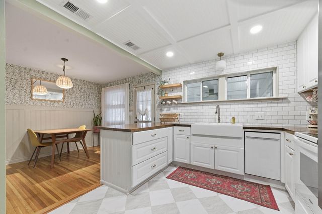 1239 N Kokomo Ave, Derby, KS 67037