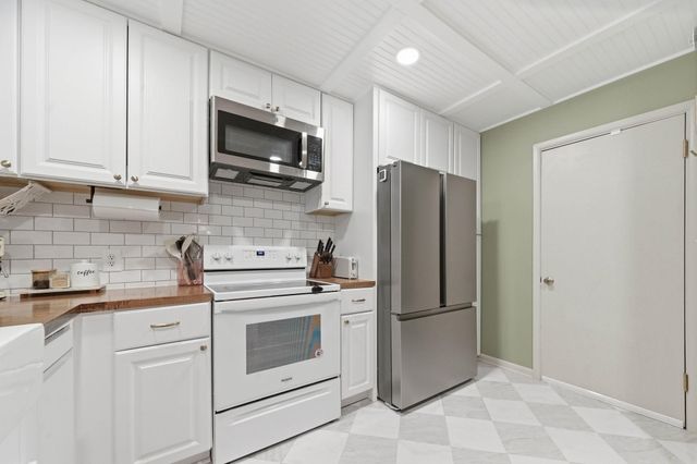 1239 N Kokomo Ave, Derby, KS 67037