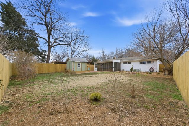 1239 N Kokomo Ave, Derby, KS 67037