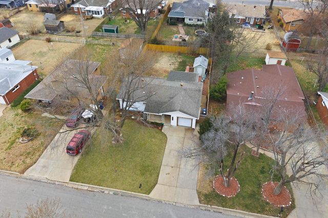 1239 N Kokomo Ave, Derby, KS 67037