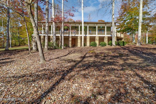 876 Crab Mountain Rd, Jamestown, TN 38556