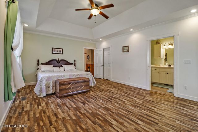 876 Crab Mountain Rd, Jamestown, TN 38556