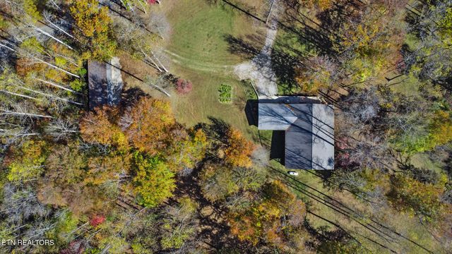 876 Crab Mountain Rd, Jamestown, TN 38556