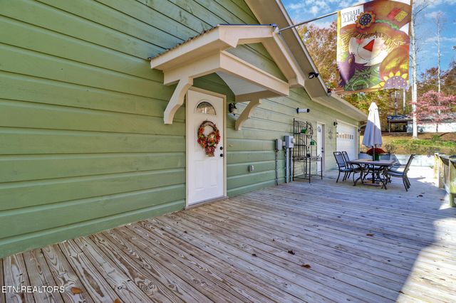 876 Crab Mountain Rd, Jamestown, TN 38556