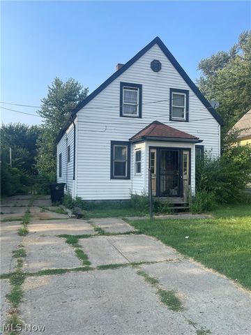 5611 Huss, Cleveland, OH 44105