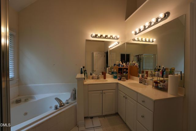 2002 Charlion Downs Lane, Apex, NC 27502
