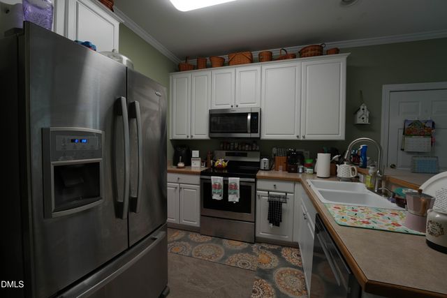 2002 Charlion Downs Lane, Apex, NC 27502