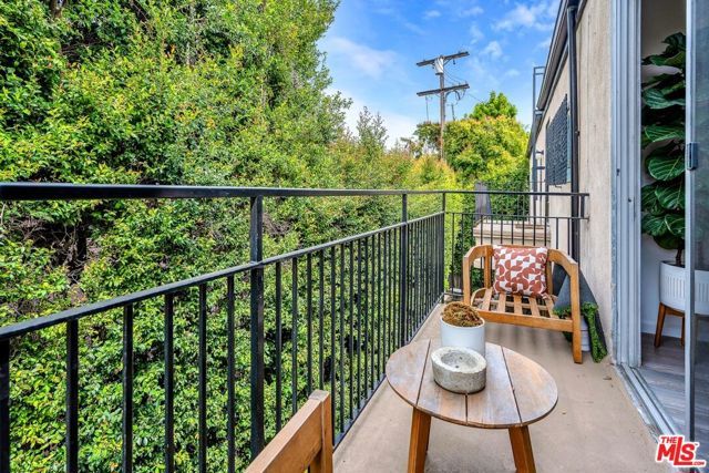 1630 Hilts Avenue, Los Angeles, CA 90024