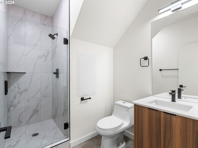 1316 Ne 46TH Ave 6, Portland, OR 97213
