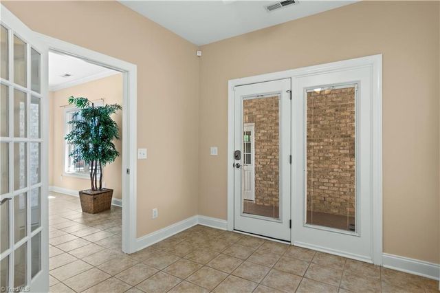 5905 Kenville Green Circle, Kernersville, NC 27284