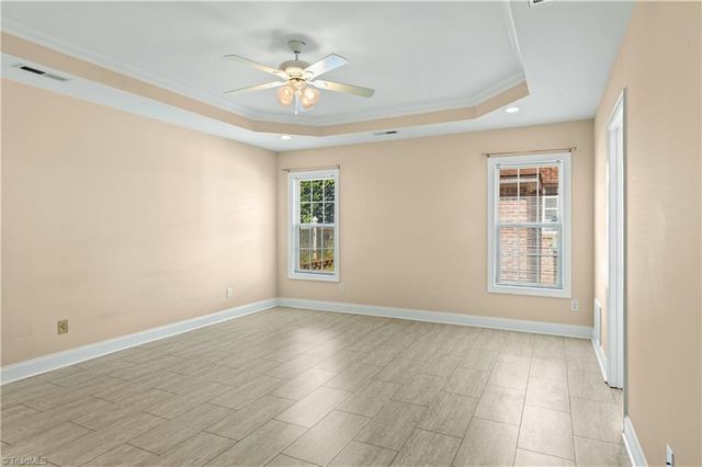 5905 Kenville Green Circle, Kernersville, NC 27284